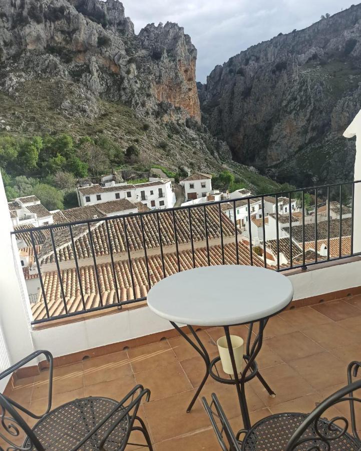 El Hechizo Del Bailon Guest House Zuheros Bagian luar foto