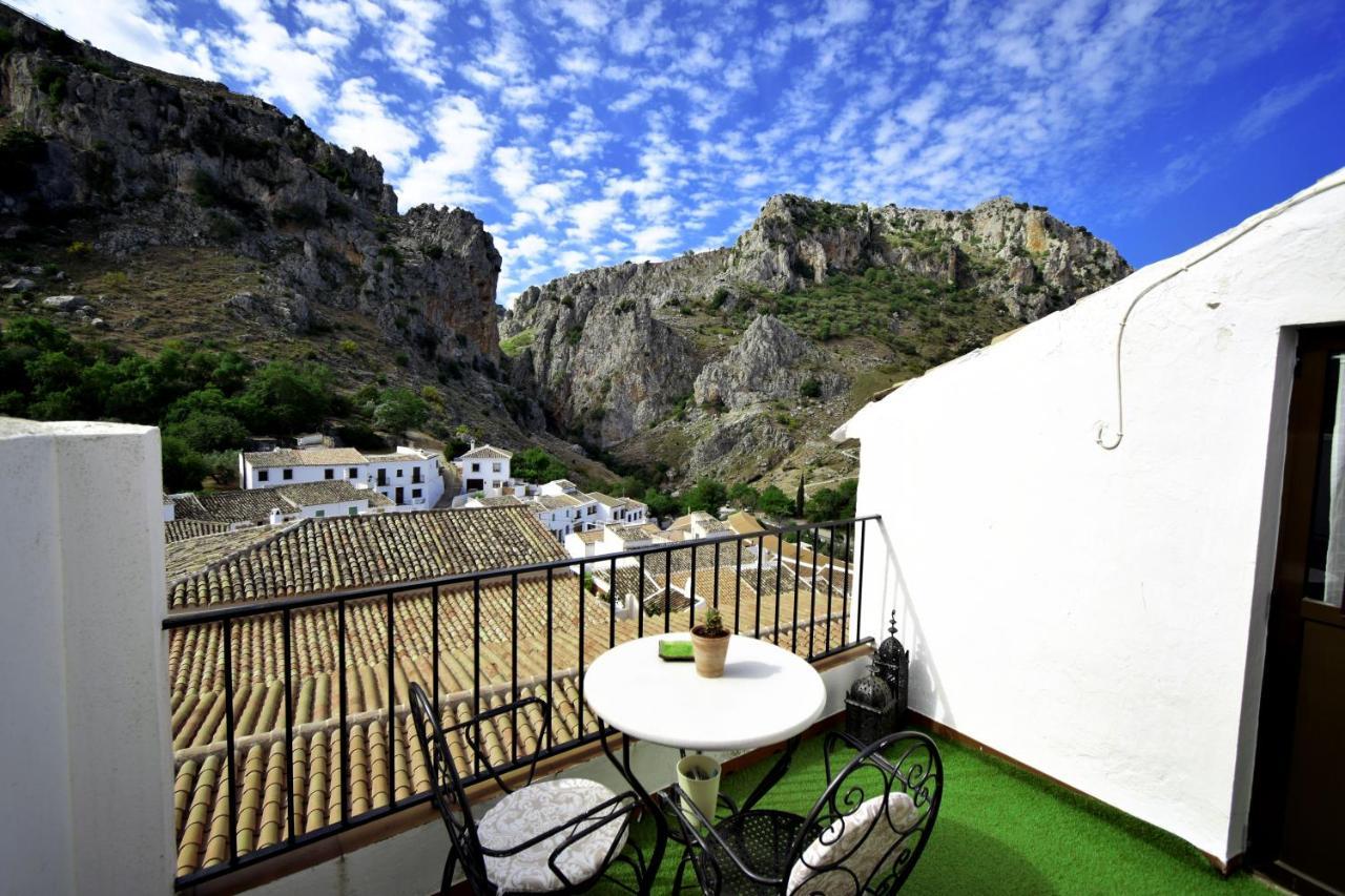 El Hechizo Del Bailon Guest House Zuheros Bagian luar foto